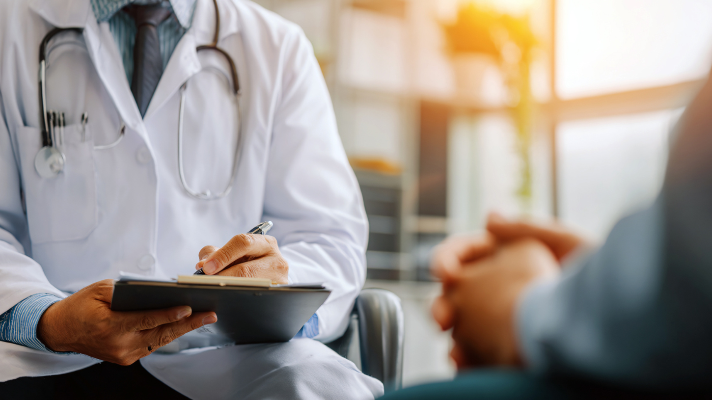 Read more about the article Do I Need Detox? How to Know When Medical Withdrawal Support Is Necessary 